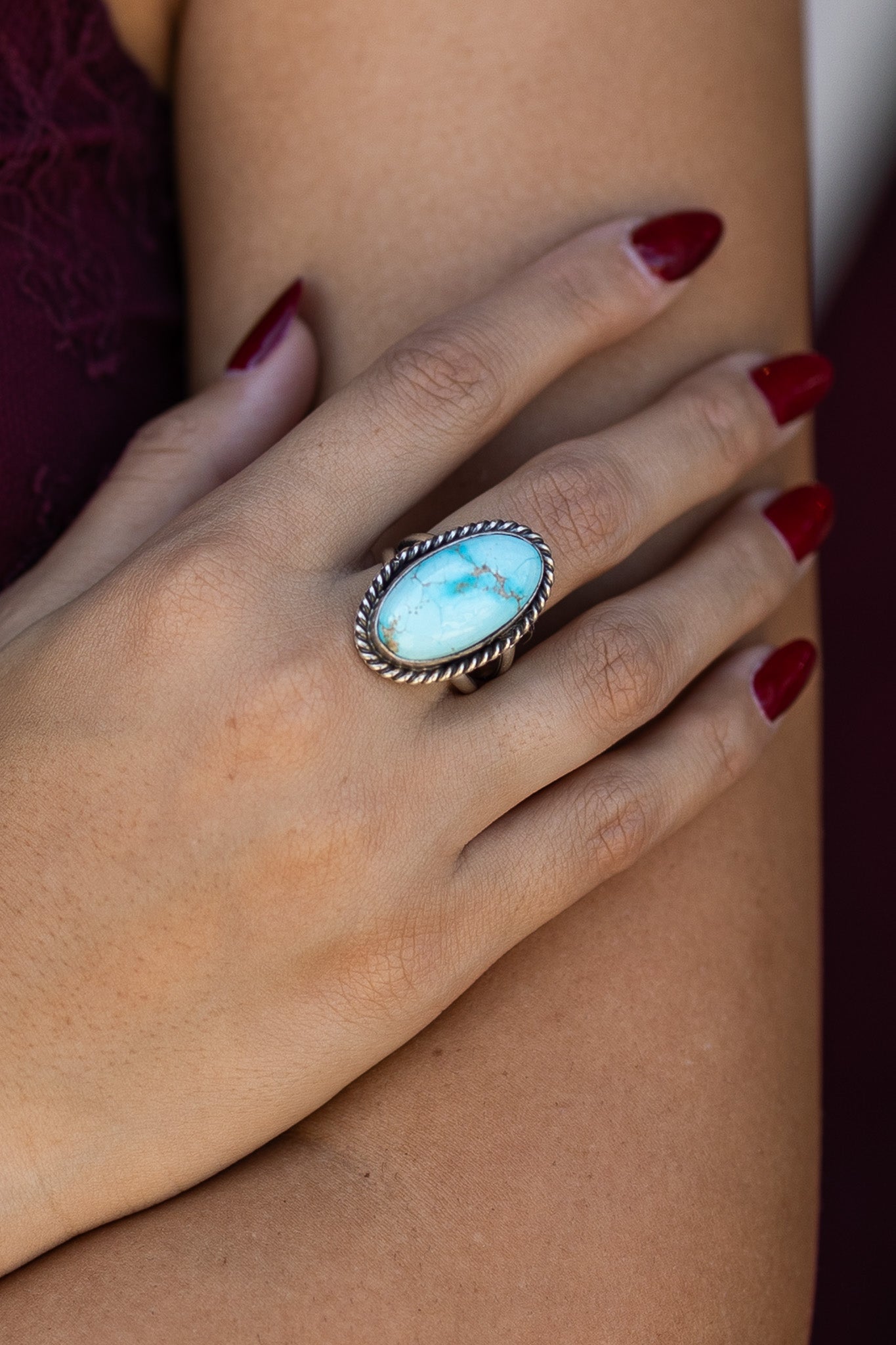 Royston Oval Sky Ring
