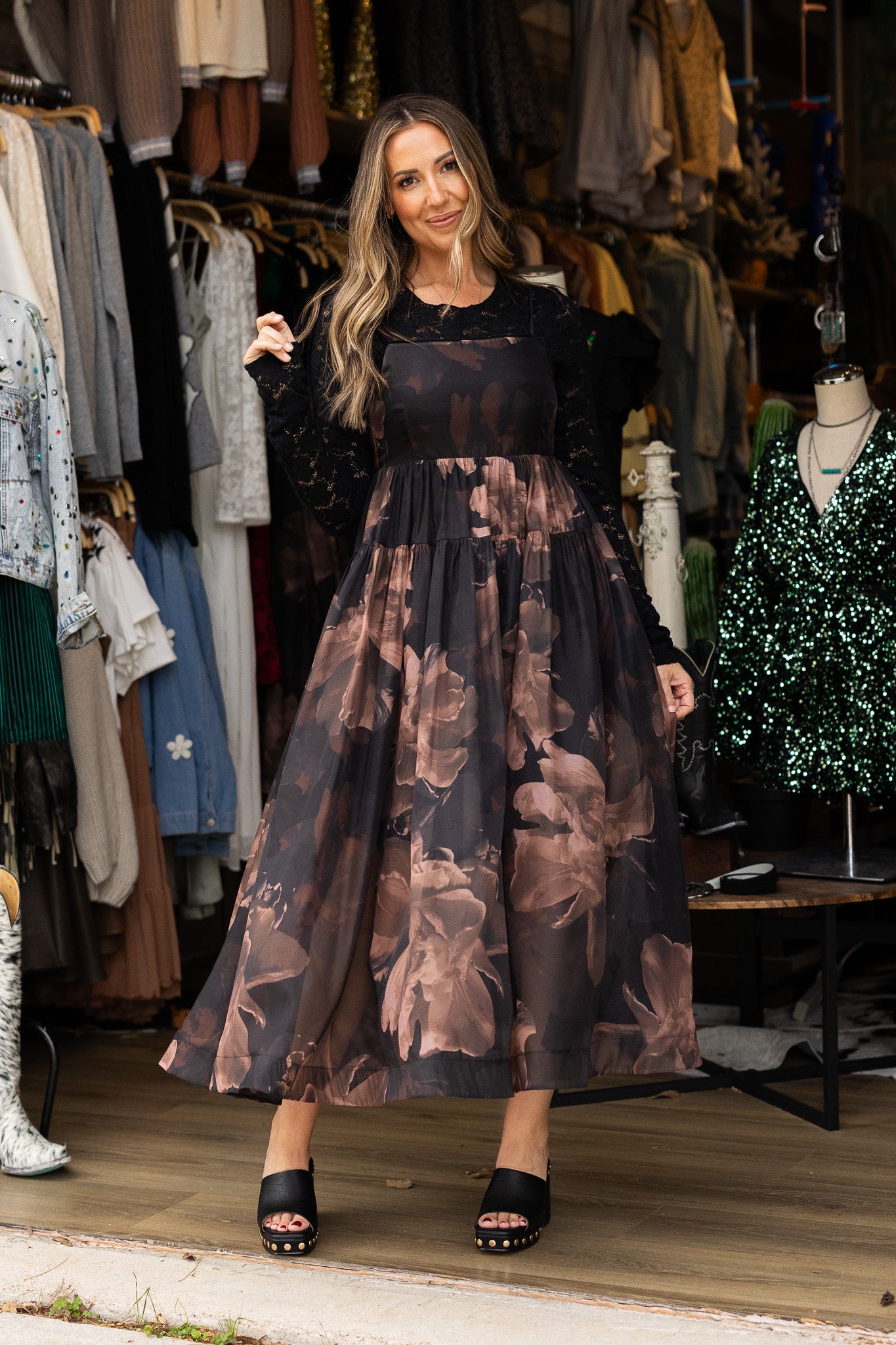 Midnight Roseveil Dres