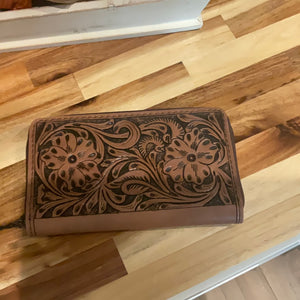 KBG305 tooled wallet KC