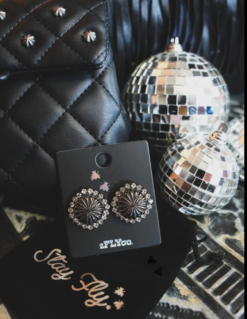 GUEAR1 Giddy Up Concho Earrings