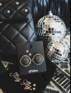 GUEAR1 Giddy Up Concho Earrings