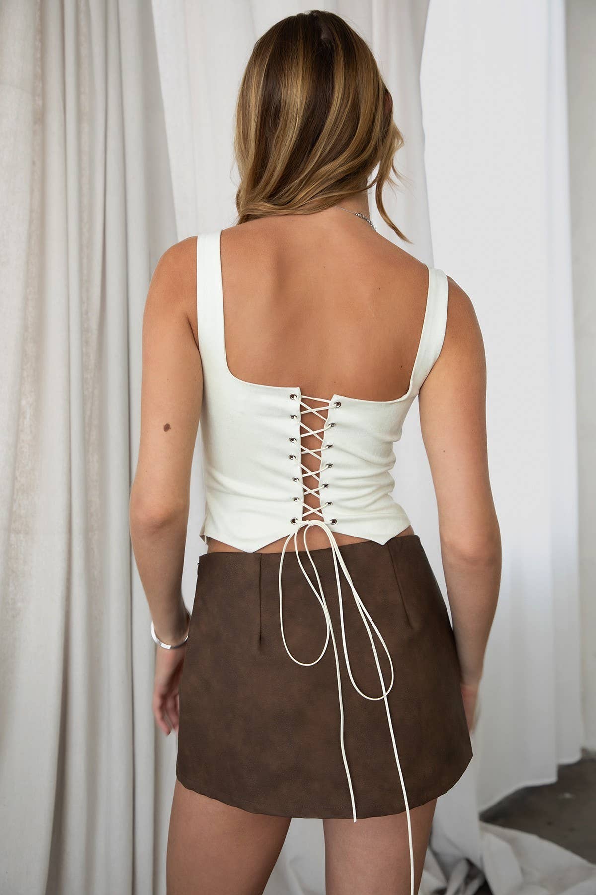 The Savannah Lace-Up Corset – Cream